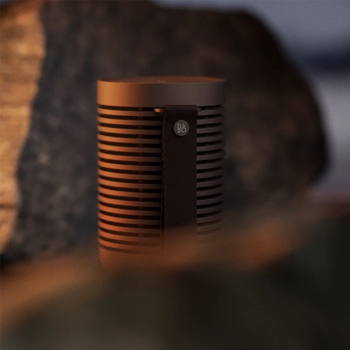 اسپیکر قابل حمل بنگ اند آلفسن مدل SPEAKER BLUETOOTH BANG & OLUFSEN BESOUND EXPLORE